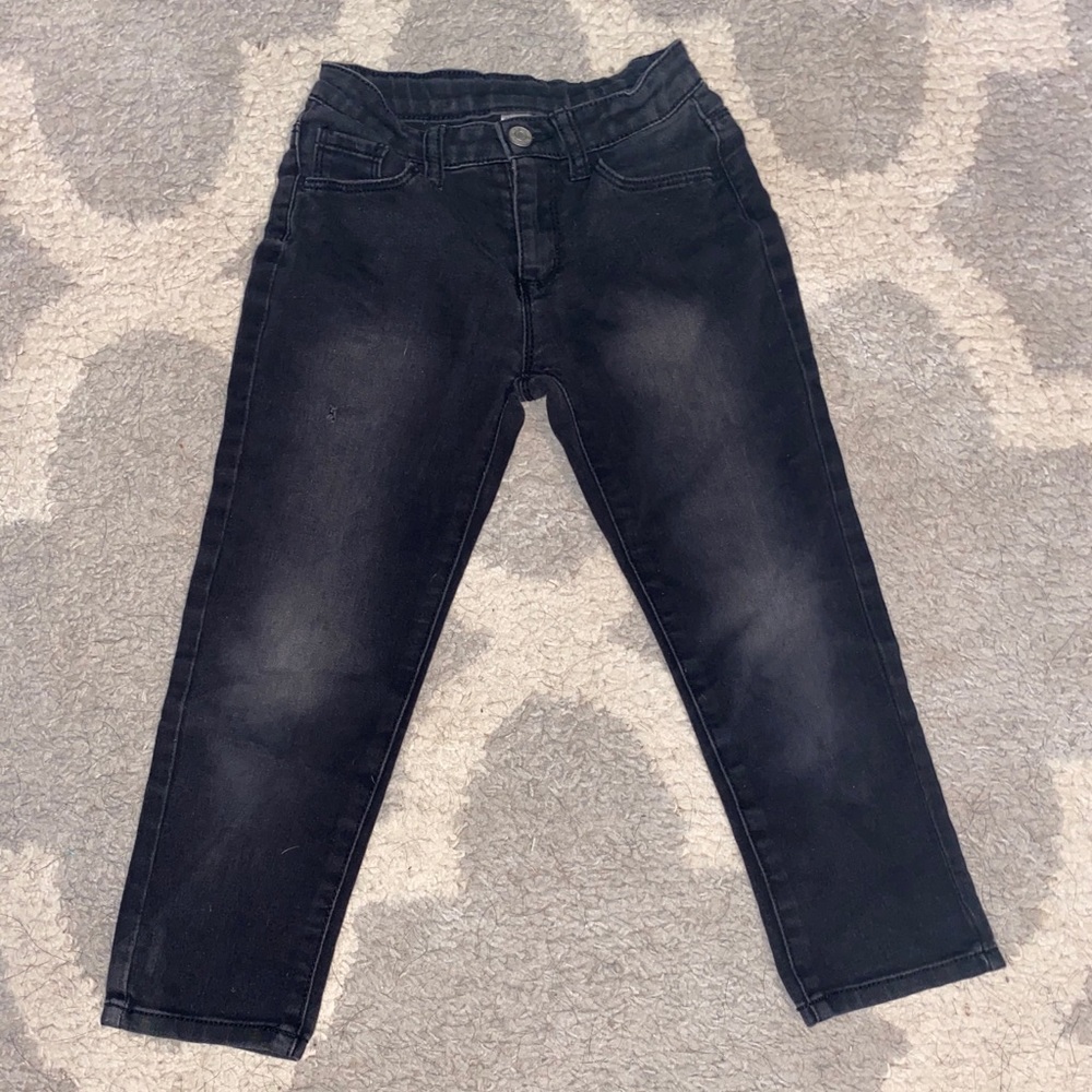 3/$9 or 2/$10 5t black distressed jeans